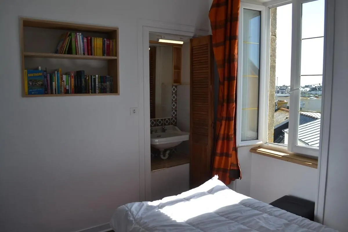 Large Apartment With Sea View And Port Of Ле-Гильвинек Франция